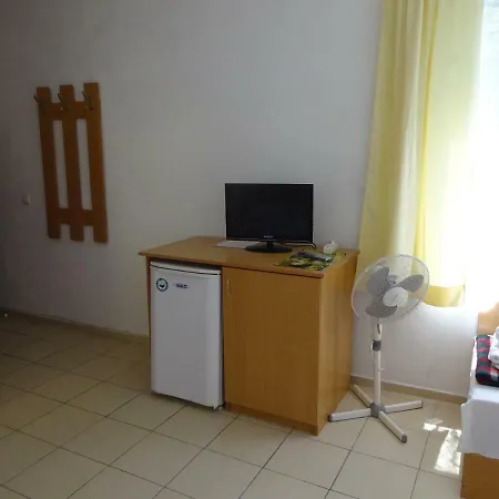 Hrisi 체르노모레츠